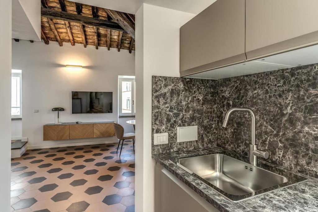 Cisterna 9 Appartamento Roma